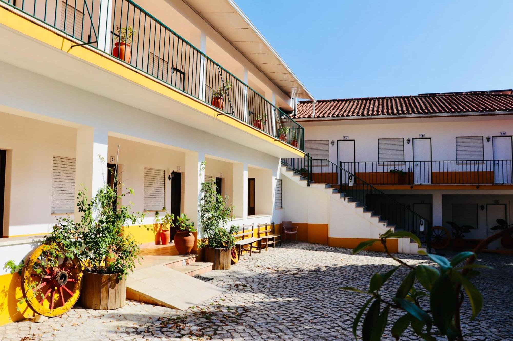 Costa Brava Alojamento Benedita Exterior foto